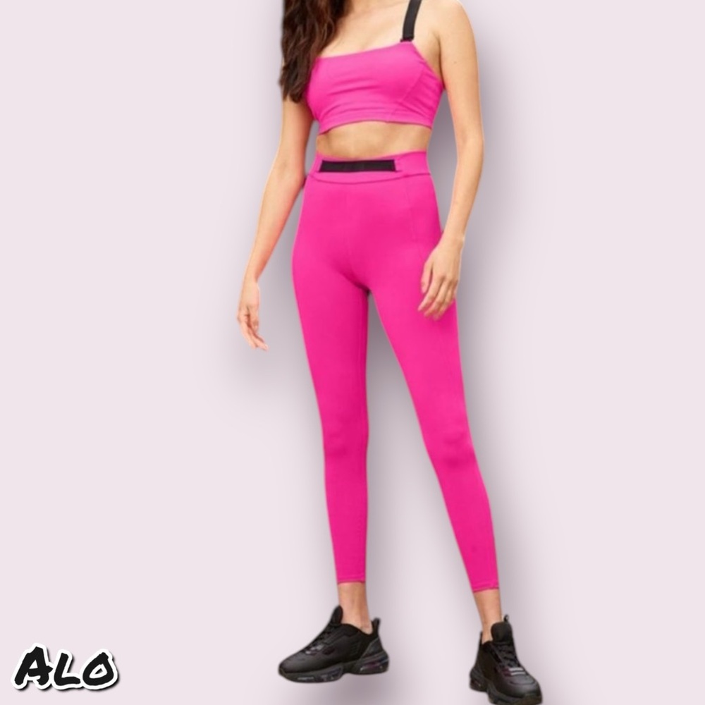 Alo Yoga High-Waist Visionary Hot Pink Leggings 7/8 length with Black front belt